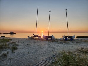 Am Strand, Liegestühle