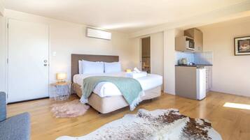 1 bedroom, iron/ironing board, WiFi