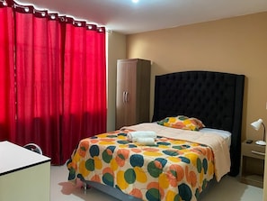 5 bedrooms, WiFi