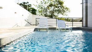 Apartemen Keluarga | Kolam renang | Kolam renang outdoor