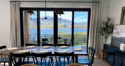 Luxury Lake Front Ski Home 5 min from SnowBasin
