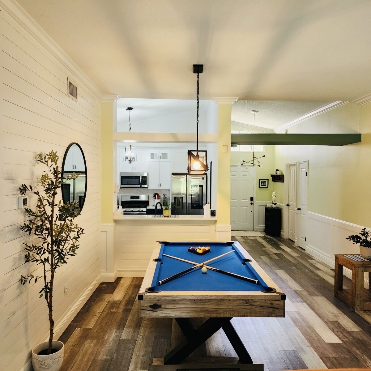 Some indoor entertainment for the adults 🎱 🙌