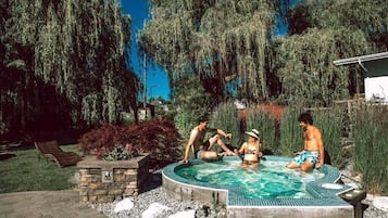 Idromassaggio all'aperto