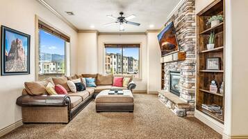 TV, fireplace, DVD player