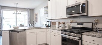 Beautiful 3 bedroom house with heated modern pool