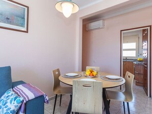 Dining - Nice apartment for 4 guests with A/C, WIFI, TV and balcony (L'escala)