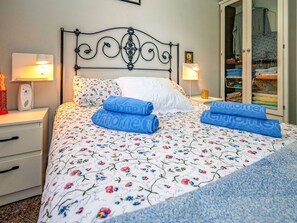 Furniture, Property, Table, Cabinetry, Chair, Wood, Building, Lighting, Countertop, Interior Design
