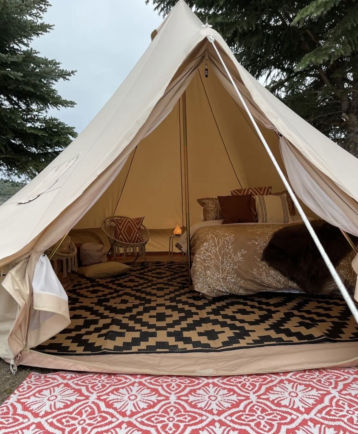 Tranquil Aspen Glamping tent