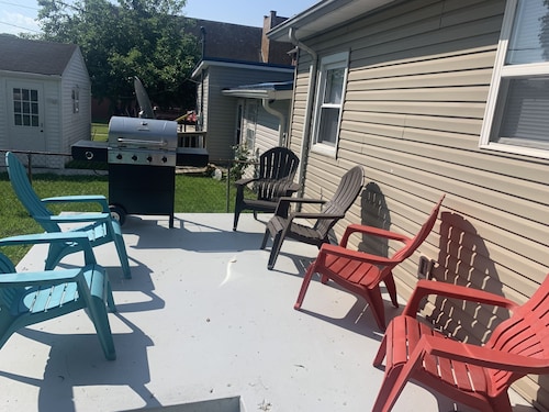 Cheerful 3 bedroom, 2 bath home.