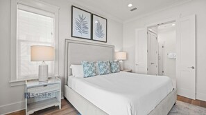 8 bedrooms, iron/ironing board, free WiFi, bed sheets - Ocean Edge 9 | Beach Front, Plunge Pool, Boardwalk | Paradise Found by Kaiser (Orange Beach)