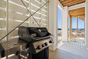 Property grounds - Ocean Edge 9 | Beach Front, Plunge Pool, Boardwalk | Paradise Found by Kaiser (Orange Beach)