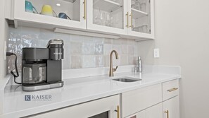 Fridge, microwave, oven, stovetop - Ocean Edge 9 | Beach Front, Plunge Pool, Boardwalk | Paradise Found by Kaiser (Orange Beach)