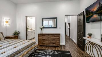 4 bedrooms, iron/ironing board, travel crib, WiFi