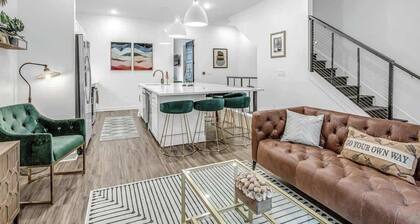 June’s Home • Near Broadway • Rooftop