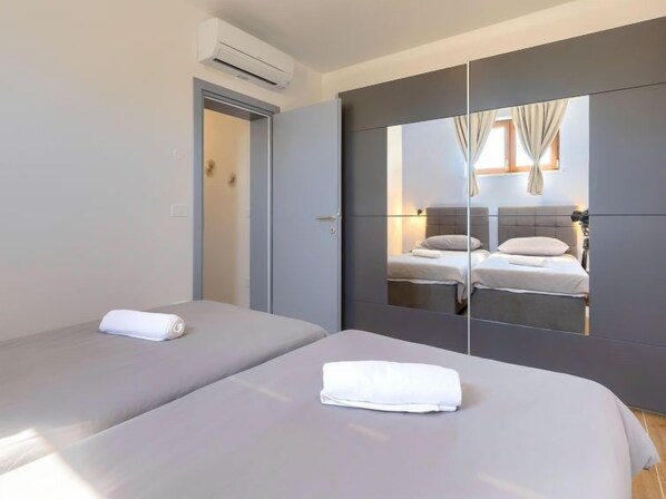 2 Schlafzimmer, Internetzugang