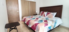 1 quarto, ferros/tábuas de passar roupa, Wi-Fi, roupa de cama