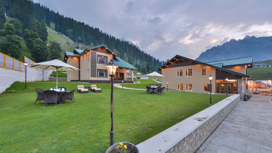 Pine Spring Resort Sonamarg