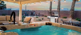 Peaceful & Modern 3 BR Las Vegas Home w/ Hot Tub!
