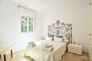 3 habitaciones, tabla de planchar con plancha y wifi gratis