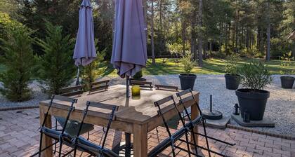 GĂźte en Sologne au calme avec Ă©tang, proche d'OrlĂ©ans et chĂąteaux, idĂ©al randonnĂ©es et pĂȘche