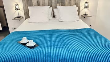 Premium Double or Twin Room, Refrigerator & Microwave, Garden View | Premium bedding, memory foam beds, laptop workspace, blackout drapes