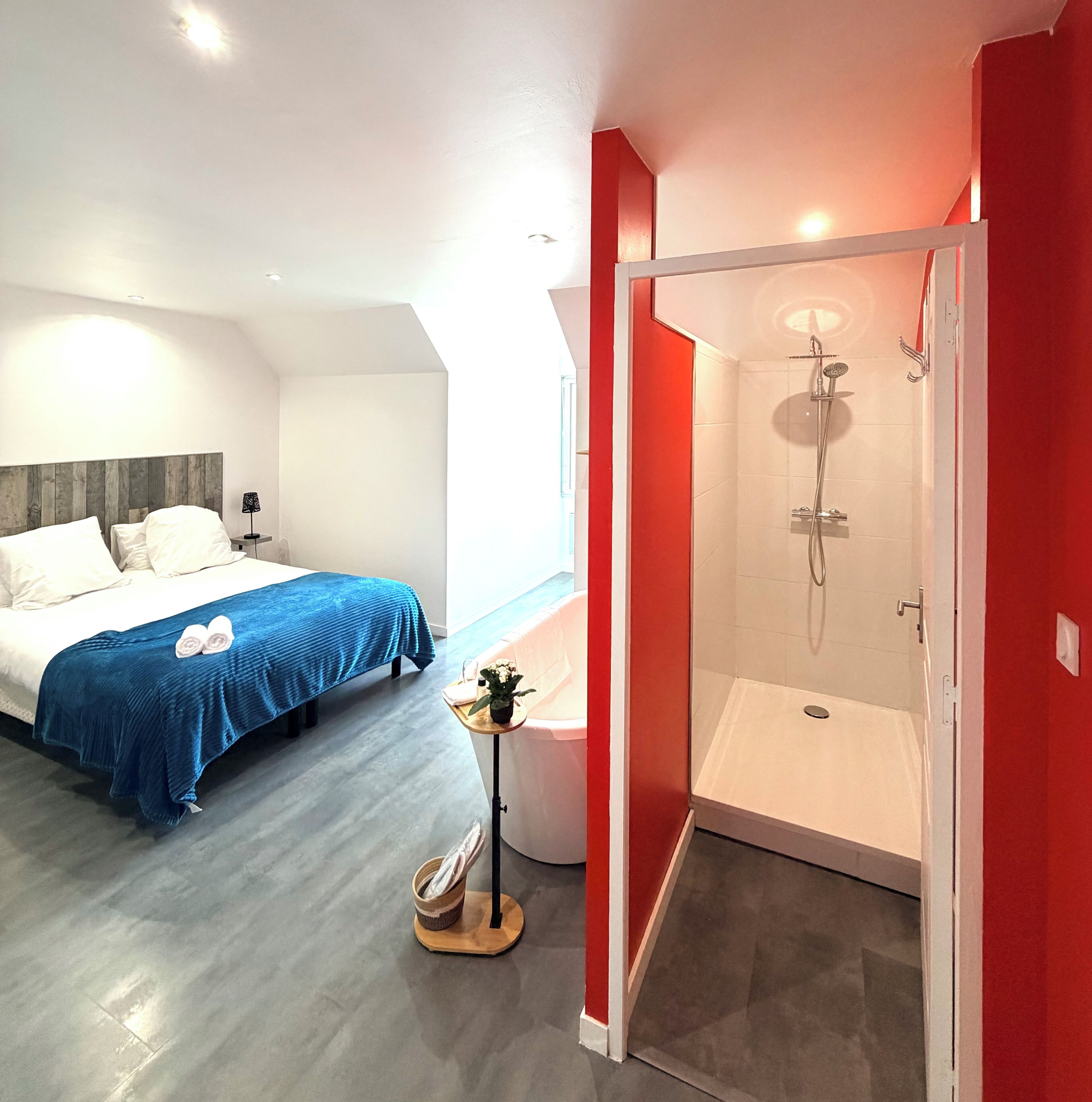Premium Double or Twin Room, Refrigerator & Microwave, Garden View | Premium bedding, memory foam beds, minibar, laptop workspace