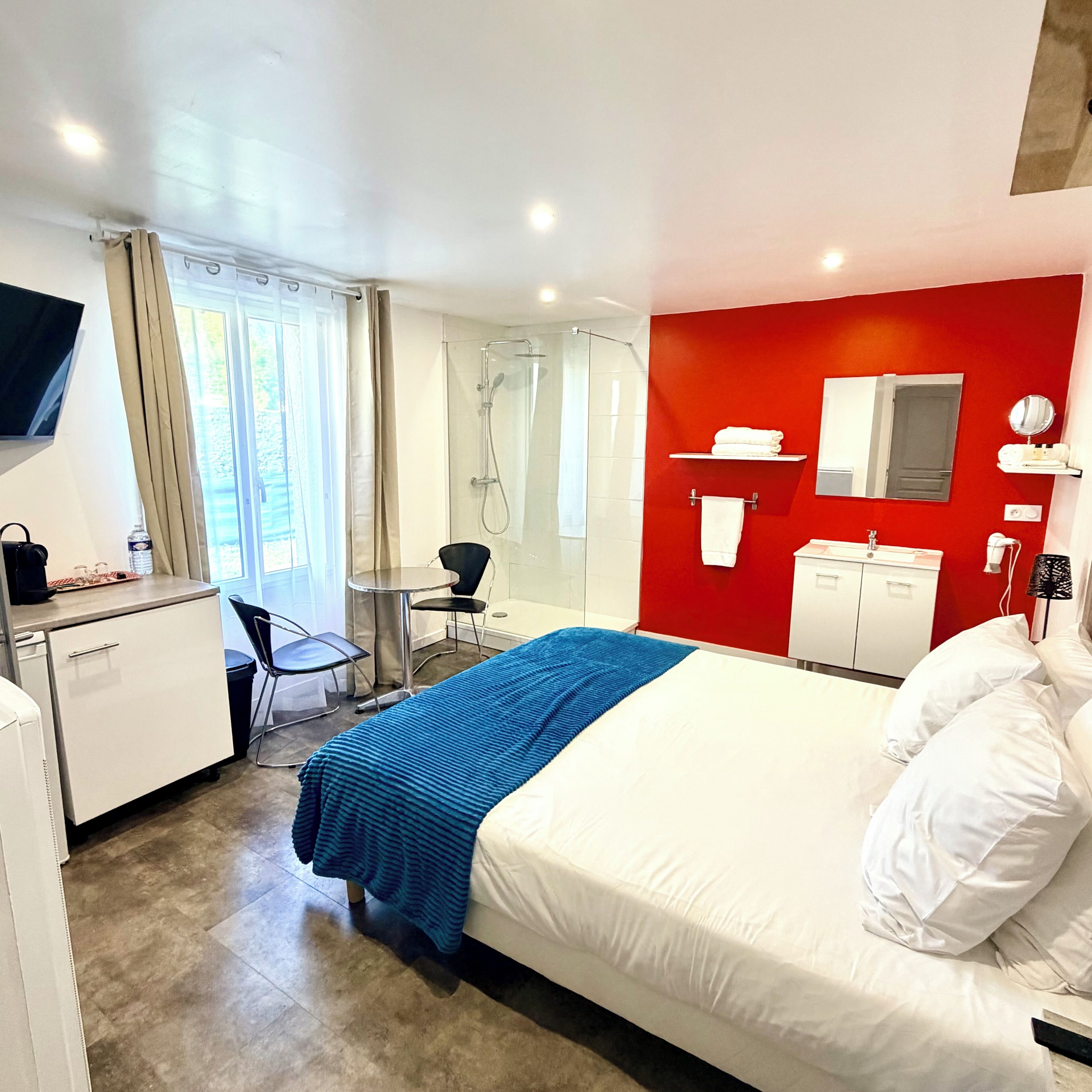 Comfort Double Room, 1 Bedroom, Refrigerator & Microwave, Garden View | Premium bedding, memory foam beds, laptop workspace, blackout drapes