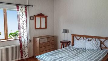 3 chambres, Wi-Fi gratuit, draps fournis