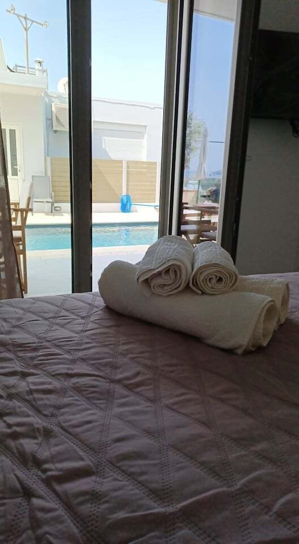 1 bedroom, in-room safe, soundproofing, free WiFi - Hello Village Chania (Chania)
