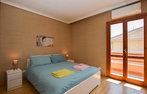 2 bedrooms, free WiFi, bed sheets