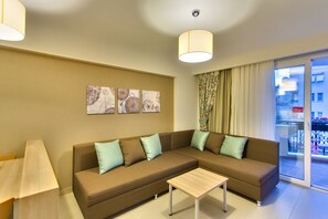 82-cm-LED-Fernseher mit Satellitenempfang, Fernseher