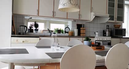 Large family-friendly apartment when transporting to Malmö C / Copenhagen C