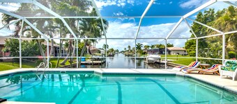 Villa 28 Breathtaking Long Water View! 16 Reviews!