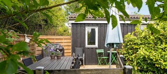 Cozy home in Roslev with WiFi