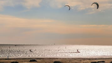 Tæt på stranden