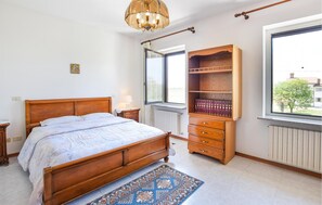 2 bedrooms, iron/ironing board, travel crib, free WiFi - 2 bedroom cozy apartment in Grado (Grado)