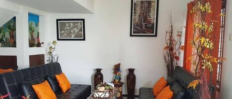 32-inch LED TV with satellite channels