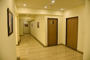Lobby - STARLIT SUITES SHIRDI (Rahata)