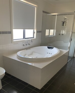 Dusche, Whirlpool