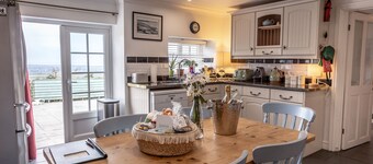 Luxury coast house, with views of Nefyn bay and Porthdinllaen