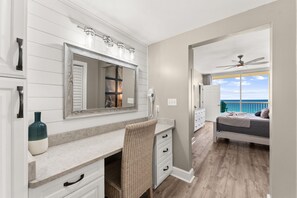 3 habitaciones, tabla de planchar con plancha y wifi gratis 