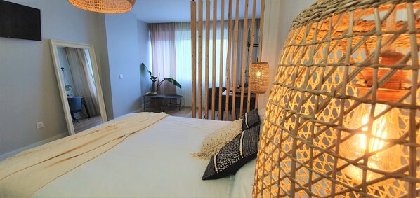 1 bedroom, WiFi - eARTh Lisbon Airport - Earth Room - B2B (Lisbon)