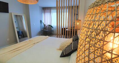 eARTh Lisbon Airport - Earth Room - B2B