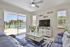 Smart TV, DVD player, offices