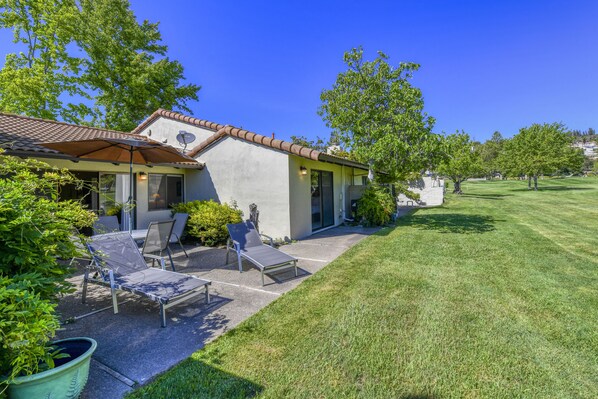 Terrace/patio - Perfect Wine Country Retreat at Silverado (Napa)