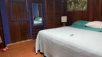 4 bedrooms, in-room safe, free WiFi, bed sheets