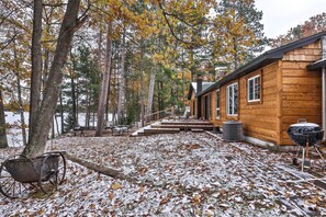 Terrace/patio - Luxurious! 4- bedroom Lakefront Home on Little Germain. (St. Germain)