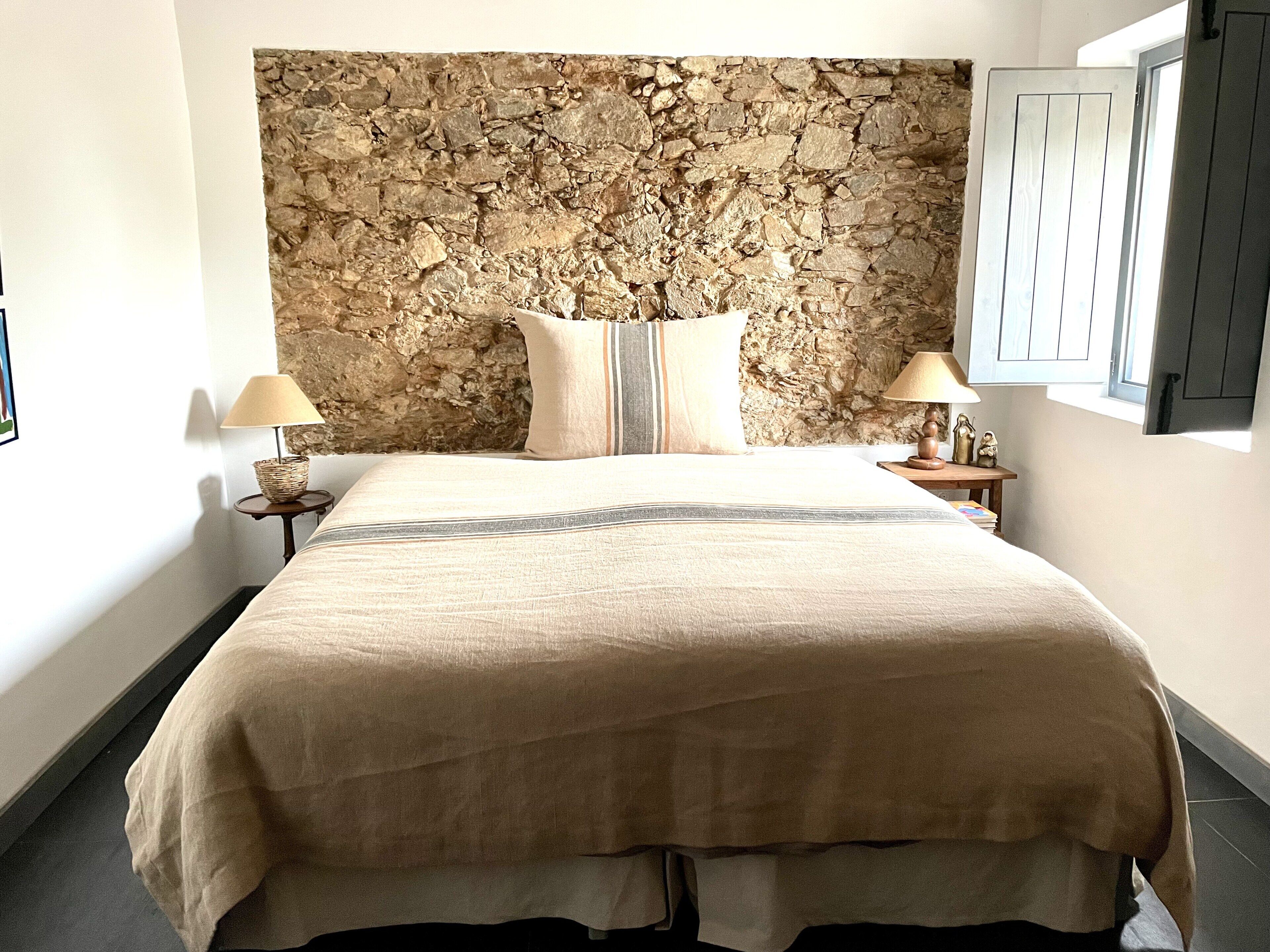4 bedrooms, desk, free WiFi