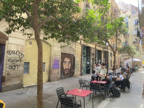 COZY APARTMENT IN THE CENTER OF BARCELONA, SANT ANTONI