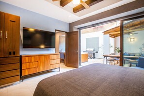 1 bedroom, iron/ironing board, internet, bed sheets - Casa Simpatica | Private Jacuzzi, BBQ & Workspace (Puerto Vallarta)